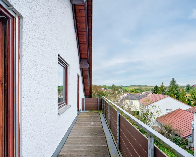 großer Balkon