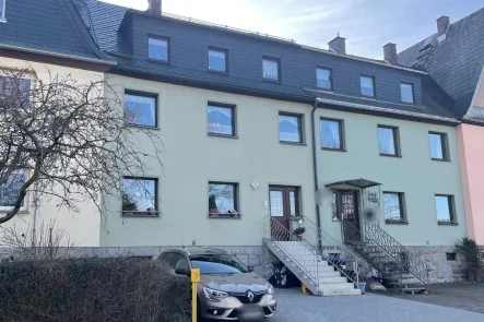 Vorderseite - Haus kaufen in Bad Schlema - Top saniertes Reihenmittelhaus im Kurort Bad Schlema