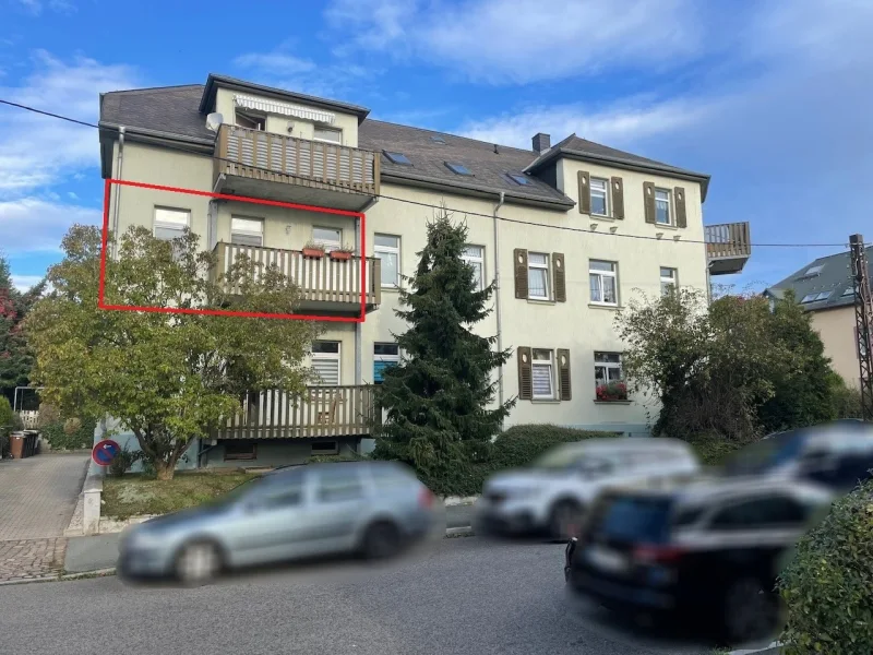 Straßenansicht - Wohnung kaufen in Chemnitz - Vermietete Single-Wohnung mit Balkon in Chemnitz