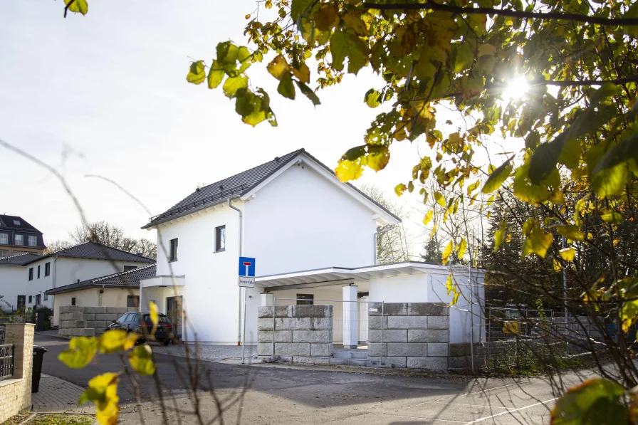 Straßenansicht - Haus kaufen in Chemnitz - EFH - NEUBAU - ENERGIEEFFIZIENT - ERSTBEZUG - Chemnitz Borna- Heinersdorf