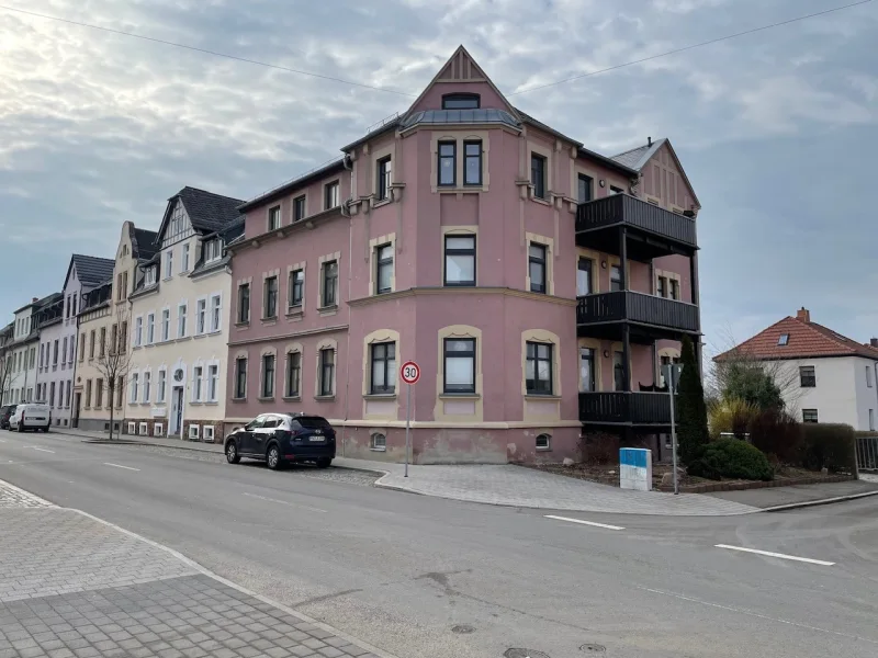 Außenansicht - Haus kaufen in Frankenberg - Mehrfamilienhaus mit 5 Wohnungen - voll vermietet