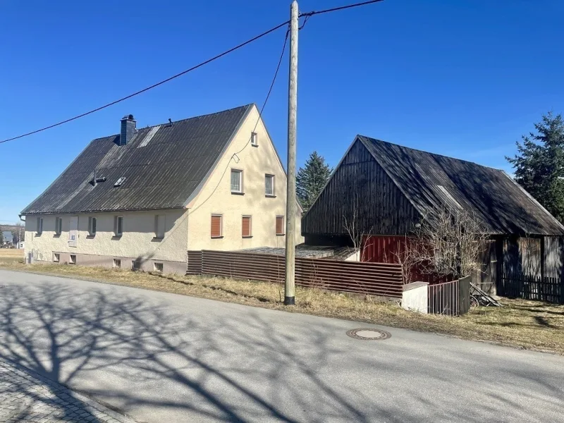 Aussen_1 - Haus kaufen in Crottendorf - Erzgebirgisches Bauernhaus mit Scheune und großem Grundstück