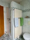 Dusche im Badezimmer (DG)