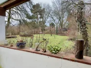 Gartenblick von Grillterrasse