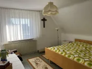 Schlafzimmer/Kinderzimmer DG