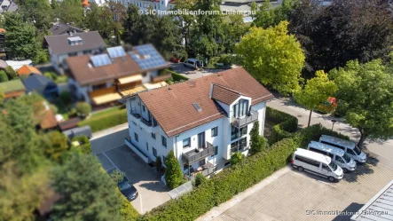 Luftbild - Haus kaufen in Bad Reichenhall - Solide, gepflegte Kapitalanlage!9 Familienwohnhaus in bevorzugter Lage! Sonnig, ruhig & Bergblick