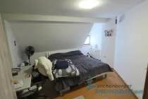 Schlafzimmer DG