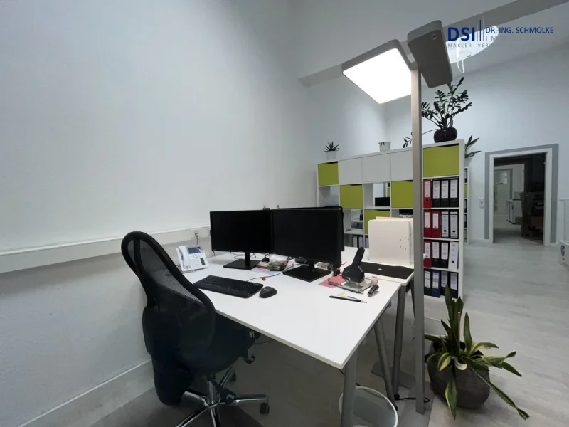 Büro1 - Büro/Praxis mieten in Köln - Hochwertige Bürofläche mit 3 Arbeitsplätzen -  Nähe Barbarossaplatz