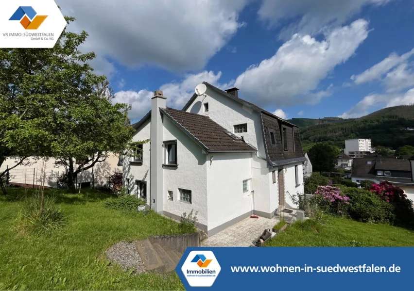 Titelbild - Haus kaufen in Plettenberg - VR IMMO: Einfamilienhaus in Plettenberg-Böddinghausen sucht neuen Eigentümer!