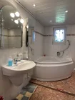 Badezimmer EG