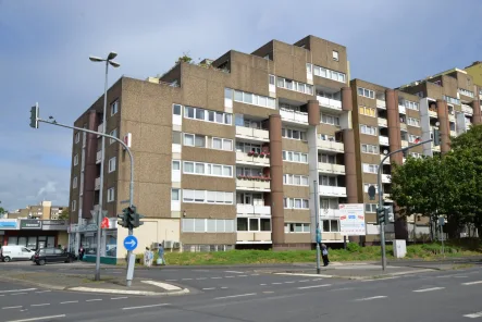 Außenansicht - Wohnung kaufen in Köln - 2 Zimmer Wohnung in Meschenich