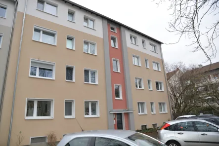 Außenansicht - Wohnung kaufen in Köln - 3 Zimmer Wohnung zur Verkaufen Kalk