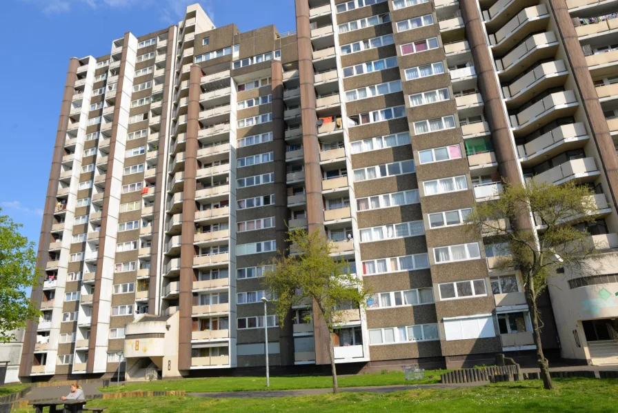 Außenansicht - Wohnung kaufen in Köln - 2 Zimmer Wohnung in Meschenich