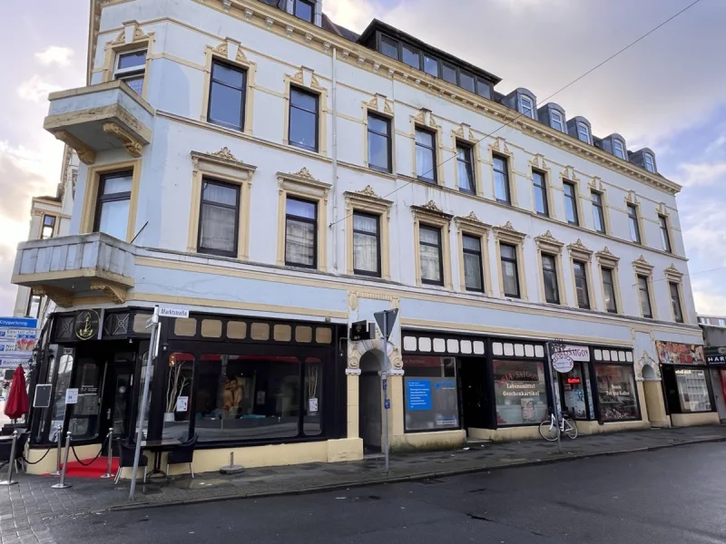 Außenansicht - Wohnung mieten in Wilhelmshaven - 3-Zimmer-Wohnung in zentraler Lage mit Balkon