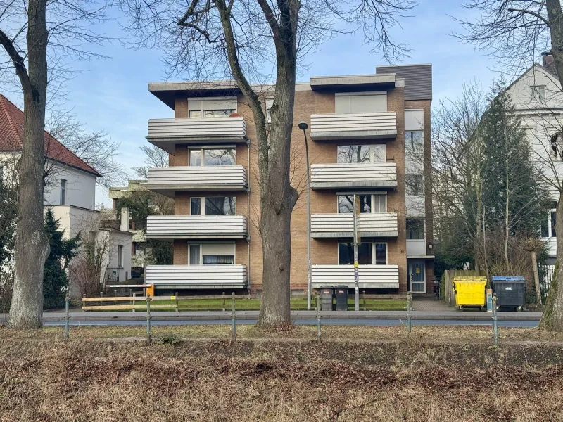 Hausansicht/Straße