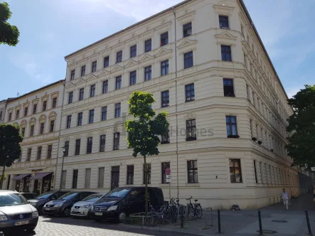 Fassade - Wohnung kaufen in Berlin - **Sperrfrist endet 2029** Profitable Kapitalanlage im Kaskelkiez