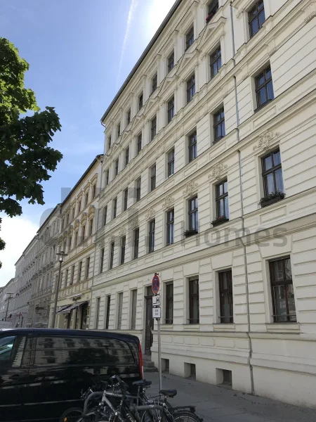 Fassade - Wohnung kaufen in Berlin - Investieren in Berlin - Sperrfrist bis 2029 - Zentrale Kapitalanlage in ruhiger Lage