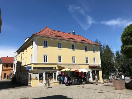 A2 - Außenansicht - Wohnung mieten in Gotha - Verwirklichen Sie Ihren Traum in Gotha - Selbstrenovierung mit Kaltmieterlass