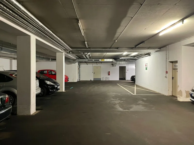 Tiefgarage (1)