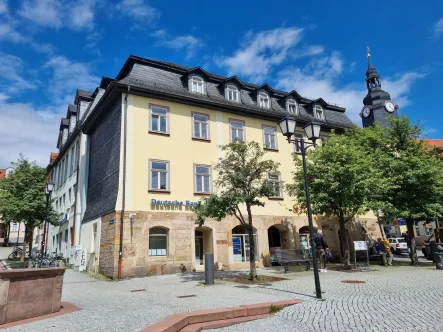 Objektansicht - Wohnung mieten in Ilmenau - Zentralliegende 2-Raum-Wohnung mit Dachterrasse und Einbauküche