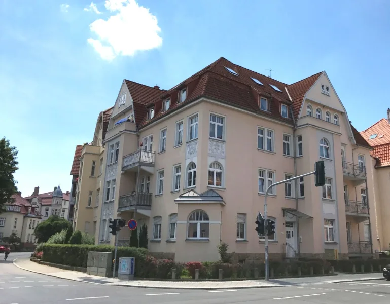 B3 - Außenansicht.jpg - Wohnung mieten in Erfurt - Attraktive 2-Raum-Wohnung mit Balkon in begehrter Top-Lage | optional mit EBK