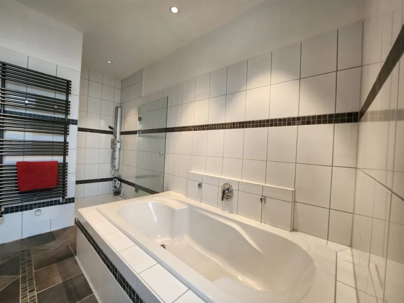 Badezimmer EG