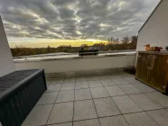 Dachterrasse vor Küche