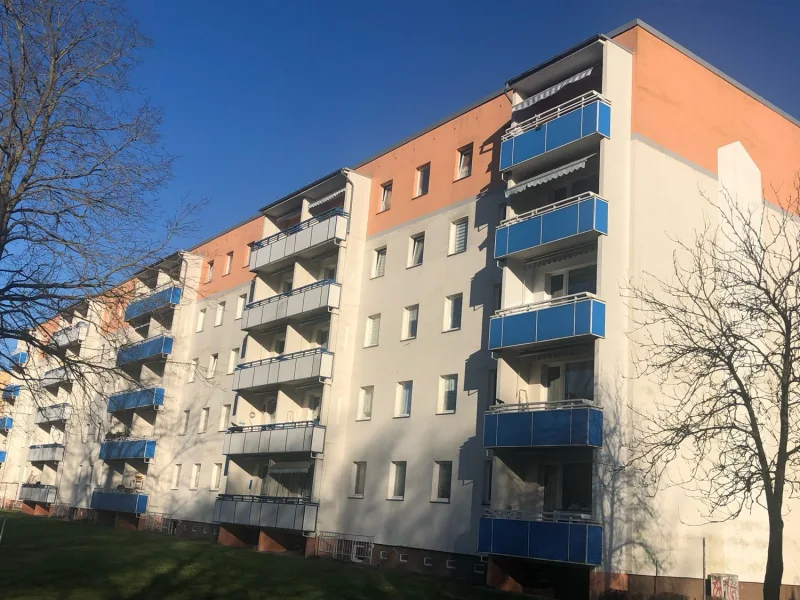Aussenansicht_RS 1-4_1 - Wohnung mieten in Samtens - 4-Raum-Wohnung in Samtens in der Ringstraße zu vermieten