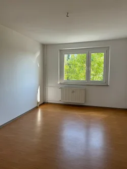 Schlafzimmer - Wohnung mieten in Stralsund - Arnold-Zweig-Str. 151, 3. OG rechts