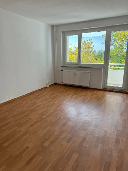 Wohnzimmer_2 - Wohnung mieten in Stralsund - Arnold-Zweig-Str. 89, 4. OG