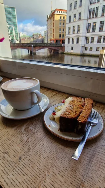 Café gleich nebenan...