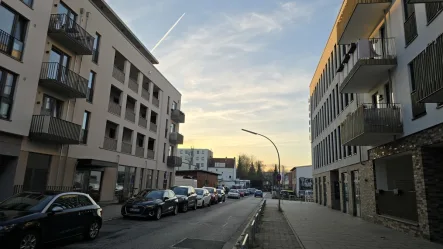 Außen 2 - Büro/Praxis mieten in Hamburg - Neubau nach Ihren Wünschen ausgebaut - perfekte Infrastruktur - mittendrin aber ruhig - Nur schriftliche Anfragen per Mail