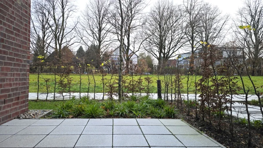 Terrasse Ausblick auf Nachbarschaft