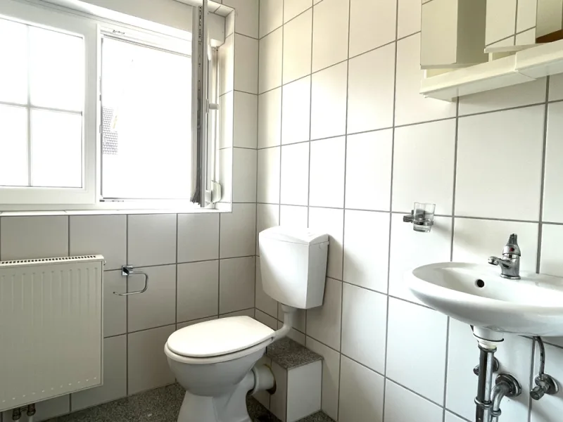 WC Haus rechts