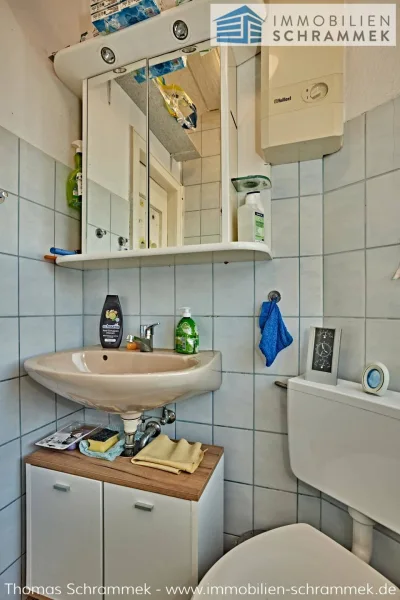 27.Badezimmer_WohnungOG