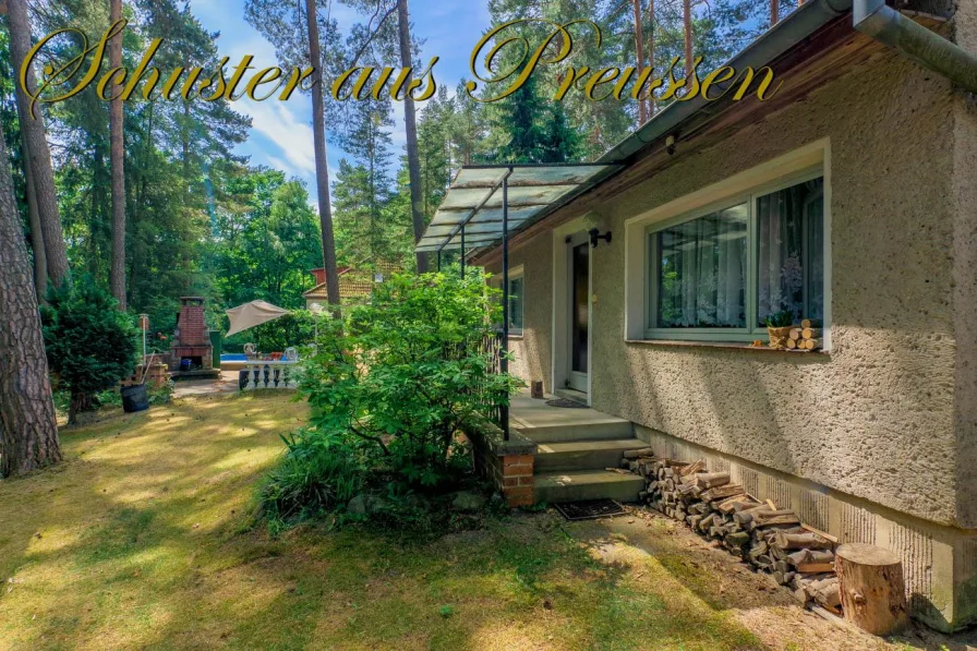 Haus und Terrasse