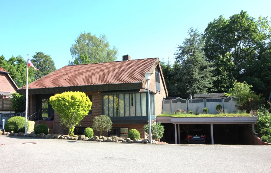 Außenansicht - Haus kaufen in Westensee - Einmaliges Architektenhaus im Naturpark Westensee