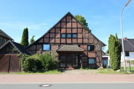  - Haus kaufen in Auhagen - Fachwerkhaus mit traumhaftem Grundstück in Auhagen zum Kauf! Hinterlandbebauung möglich!