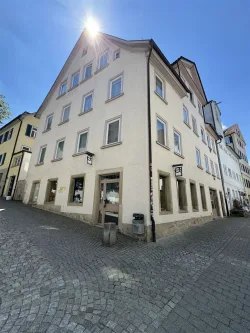 Das Wohn- und Geschäftshaus Metzgergasse 8 - Laden/Einzelhandel mieten in Tübingen - Mitten im Zentrum Ihr Business nachgehen!