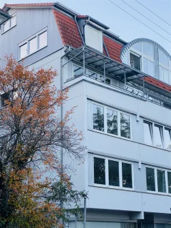 Das Haus von außen - Wohnung mieten in Tübingen - Großzügig, hell und Uni-nah gelegen!