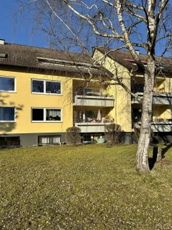 Außenansicht - Wohnung mieten in Tübingen - Schön modernisierte, sehr gemütliche 3,5-Zimmerwohnung mit Blick ins Grüne!