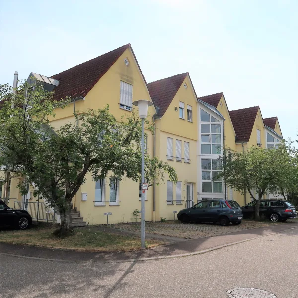 Außenansicht - Wohnung kaufen in Dornhan - Vermietete 1 Zimmer Eigentumswohnung mit Loggia und Stellplatz
