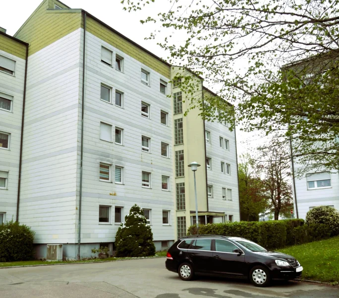 Außenansicht - Wohnung kaufen in Oberndorf am Neckar - 4,5 Zimmer Eigentumswohnung mit Balkon & TG-Stellplatz