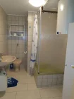 Bad mit Dusche und WC DG