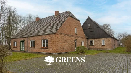 Titelbild - Haus kaufen in Ahrenshagen-Daskow - Ostseetraum - Charmanter Vierseitenhof mit grenzenlosem Potential -