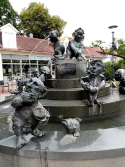 Brunnen - Wohnung kaufen in Bad Harzburg - Lichtdurchflutete 3-Zimmer-Wohnung mit Südwest-Balkon, luxuriöser Ausstattung und Freizeitangeboten