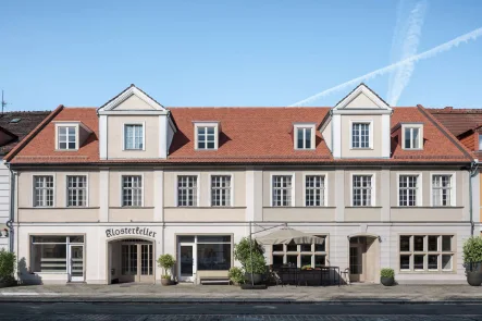 FES Gewerbeeinheiten_Visu_Straße - Gastgewerbe/Hotel mieten in Potsdam - Exklusive Gewerbefläche im historischen Klosterkeller - 202 m² Premium-Fläche in Potsdams Bestlage