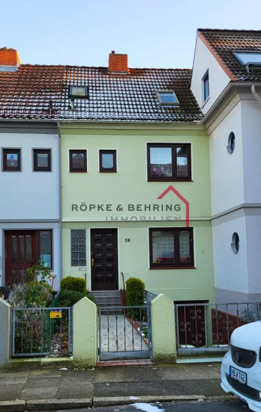 Strassenansicht - Haus kaufen in Bremen - Reihenhaus in der Bodenheimer Straße