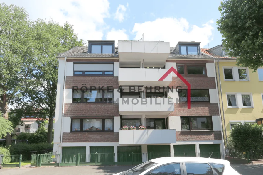 Frontansicht - Wohnung kaufen in Bremen - Charmante 3 Z. Wohnung mit Balkon in ruhiger Lage Findorffs, Gargenstellplatz optional!