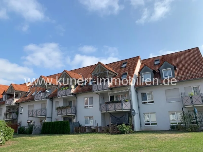 Wohnanlage - Wohnung kaufen in Landsberg / Gütz - 3 Wohnungen in gepflegter Wohnanlage in Landsberg bei Halle (S) zu verkaufen, Einzelverkauf möglich